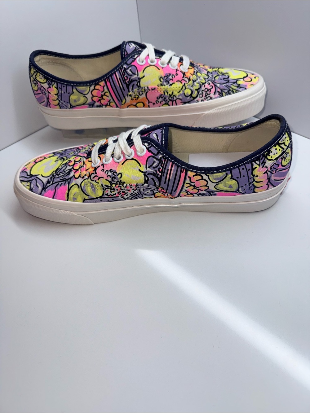 Vans Unisex Authentic 44 DX “Anaheim Factory – Veggies Print” M9/W10.5